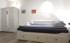 Good Vibrations Apartments